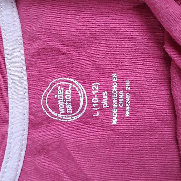 Pinkish-red Yosemite top - Picture 2 of 3